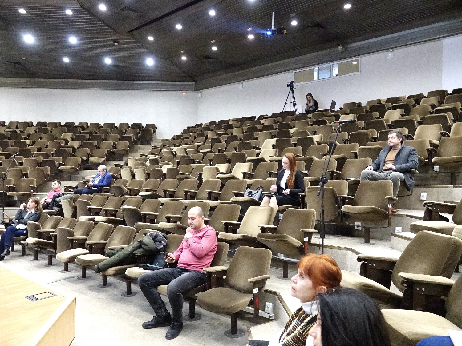 Добавиха 400 новорегистрирани адреси към системата за прием на първокласници